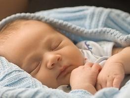 comment apprendre à l'enfant à dormir toute la nuit
