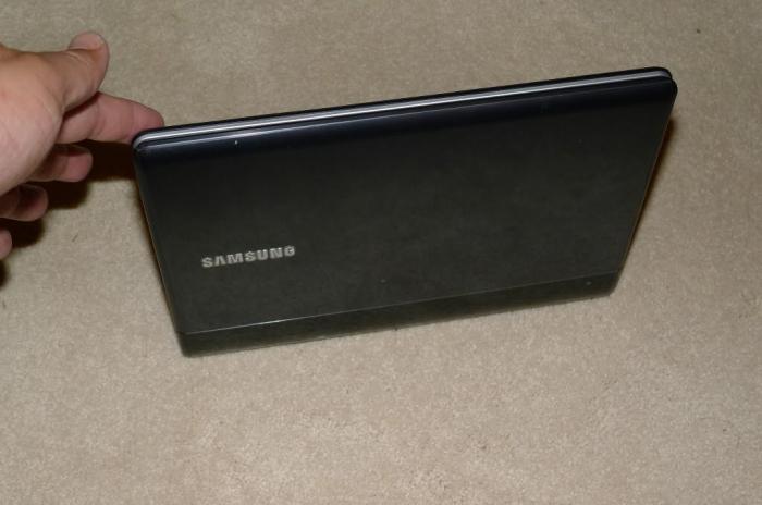 comment démonter un ordinateur portable Samsung