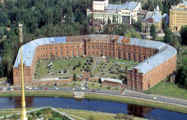 Musée de l'artillerie à Saint-Pétersbourg 