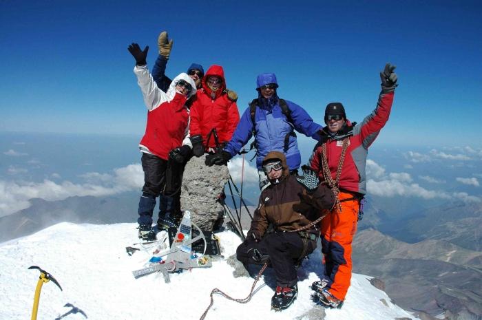 Hauteur du mont Elbrus